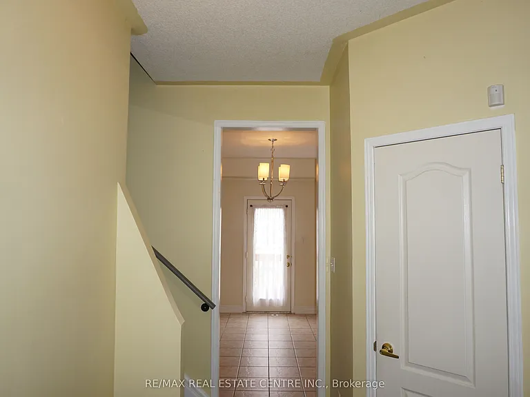435 Hensall Cir #178 — Photo 2