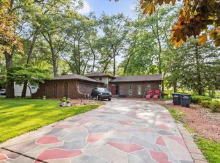 2100 Damon St, Portage, IN 46368