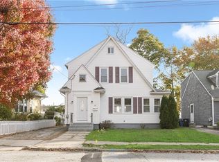 31 Haddon Hill Rd, Cranston, RI 02905