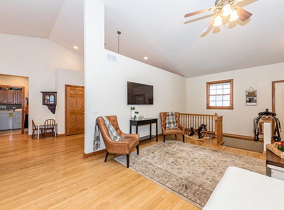 5th image of 38862 N Holdridge Ave