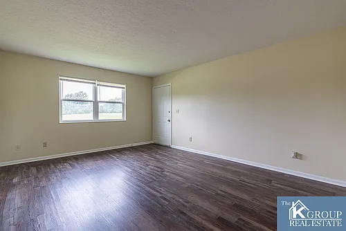 390 Elm Rd #19 Photo 1