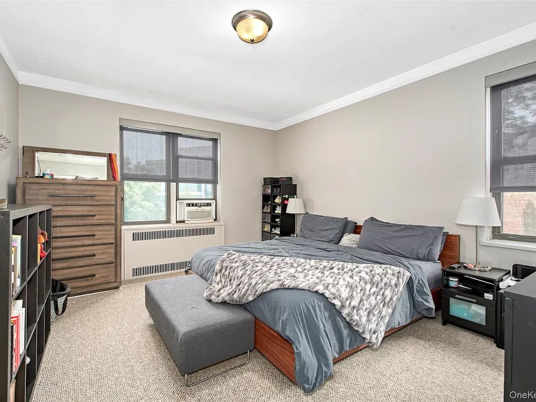 2 Greenridge Ave #3C — Photo 6