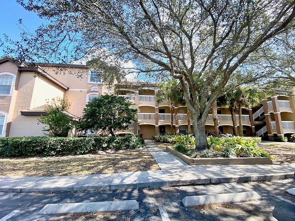 1st image of 14025 Fairway Island Dr APT 323