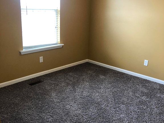 5th image of 334 Berger Farm Dr