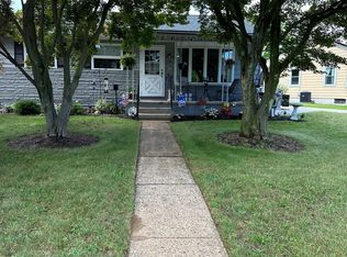 34 Charles Bossert Dr, Bordentown, NJ 08505