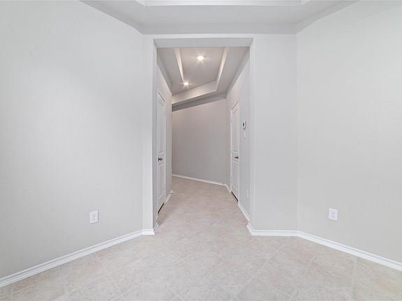 3rd image of 20515 Laila Manor Ln