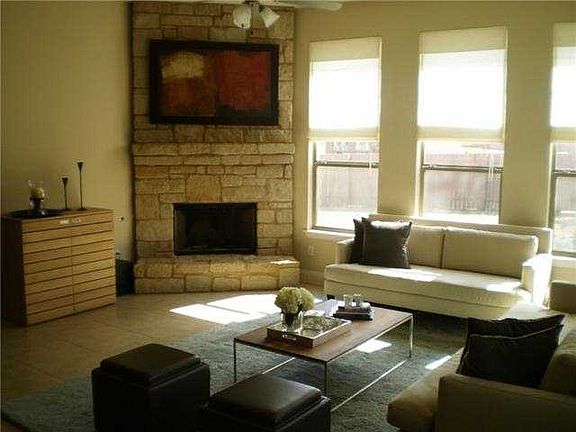 2nd image of 4010 Knob Creek Ln