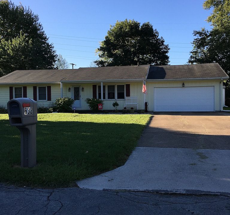 1st image of 632 Valley Dr