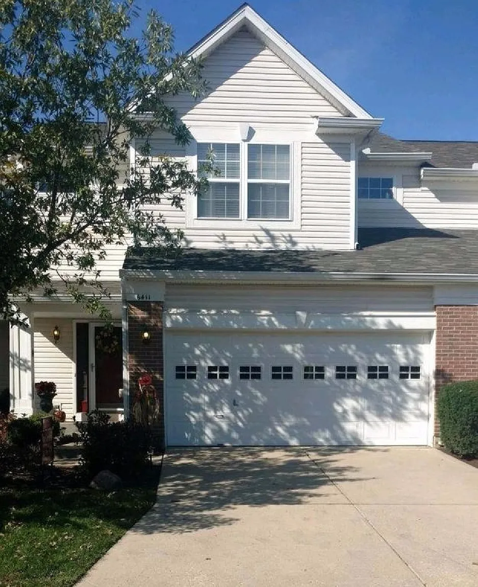 6411 Pinehurst Ln photo 1