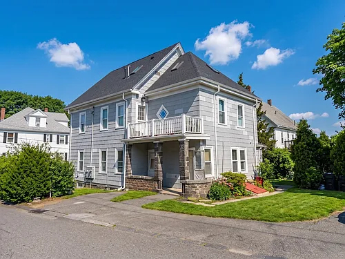 82 Albertina St #2 Photo 1