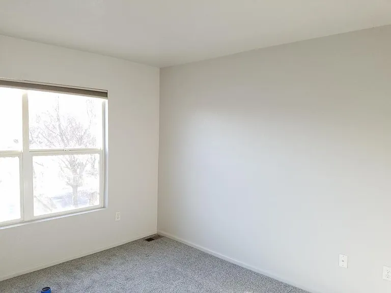 1691 Oak Creek Dr — Photo 11