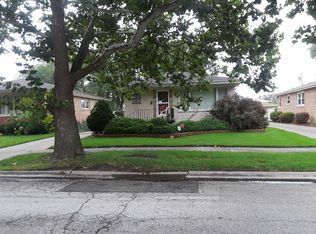 15720 University Ave, Dolton, IL 60419