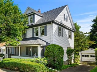 11 Capen St, Milton, MA 02186