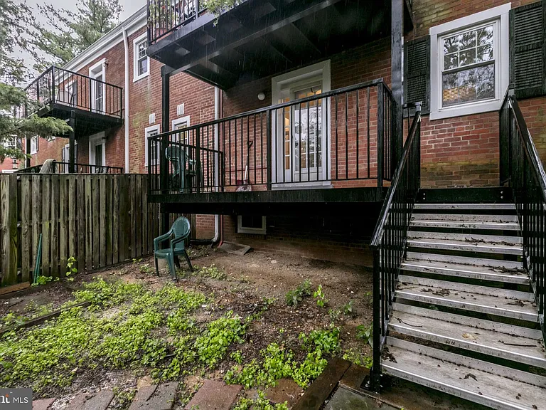 2983 S Columbus St #A1 — Photo 27