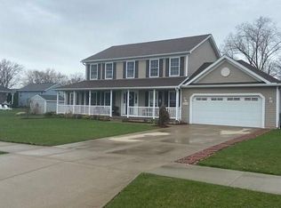 4215 Ferndale Dr, Sandusky, OH 44870