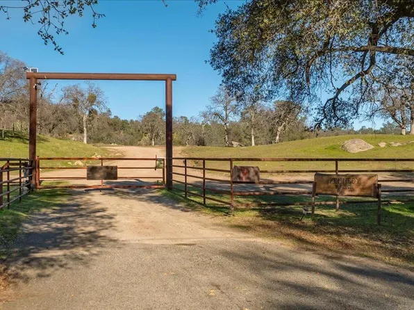 29296 Grapevine Trl, Coarsegold, CA 93614