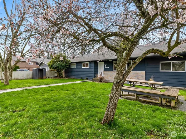 8526 8th Avenue W #A, Everett, WA 98204