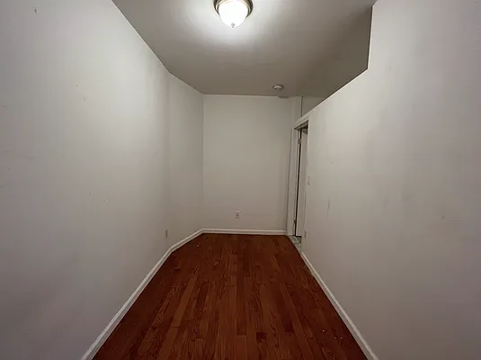 Rented by Compass | media 24