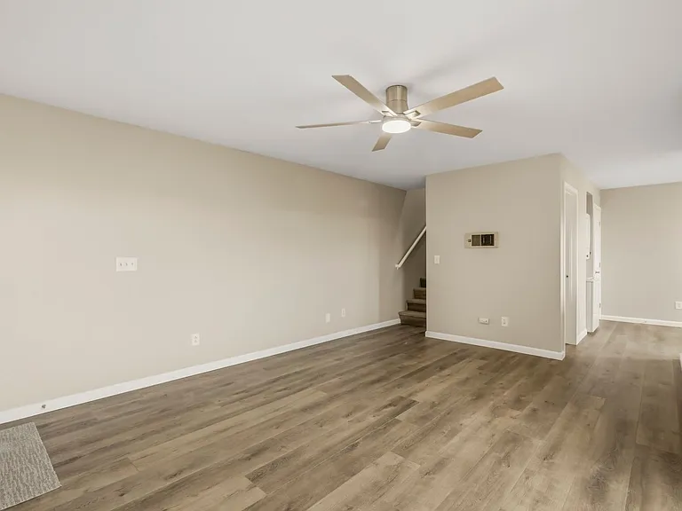 621 D St — Photo 3