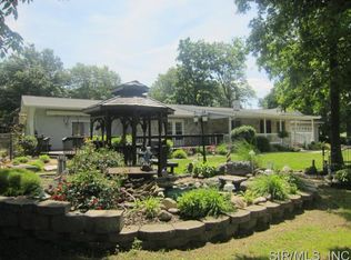 1930 Hillsboro Rd, Vandalia, IL 62471