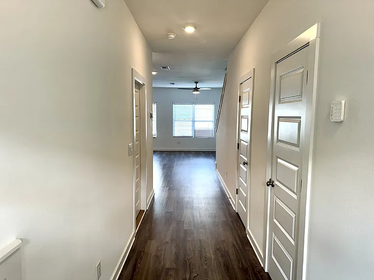 5889 Tyndall Pl — Photo 12