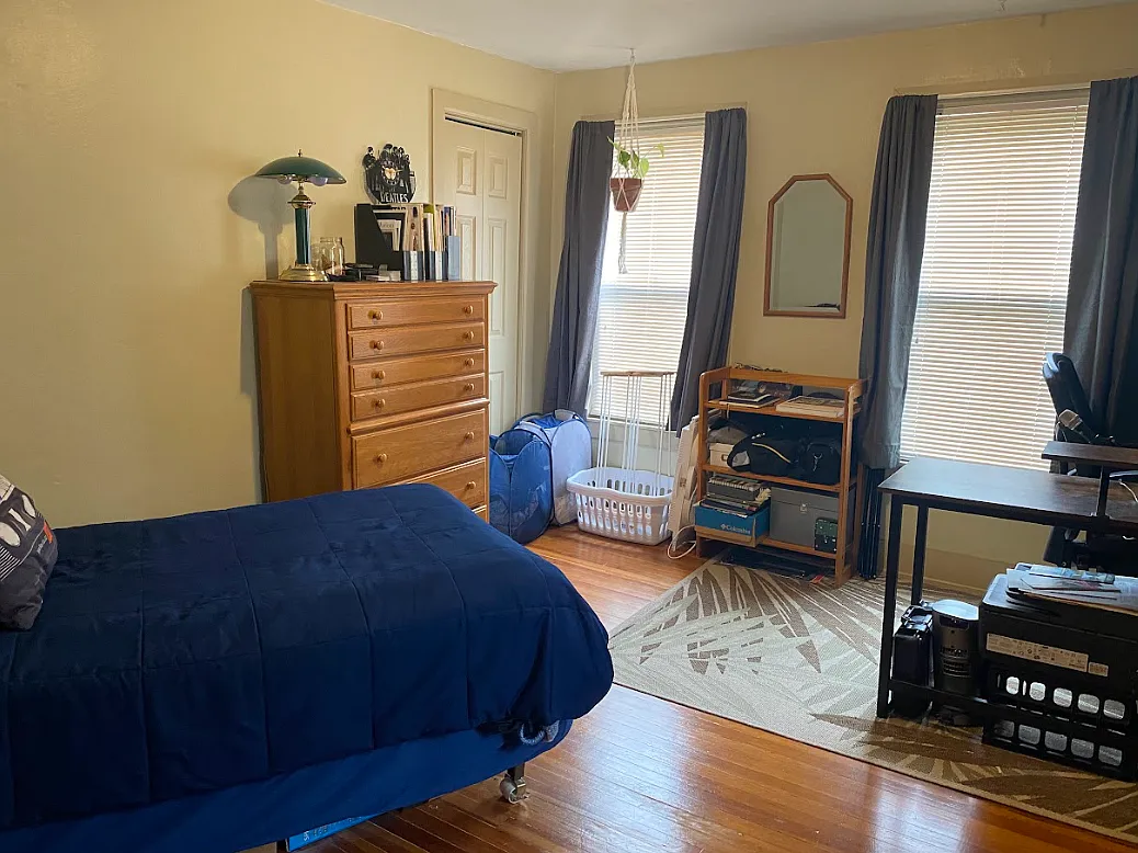 1 bed, 500 sqft, $1,005 — Photo 3
