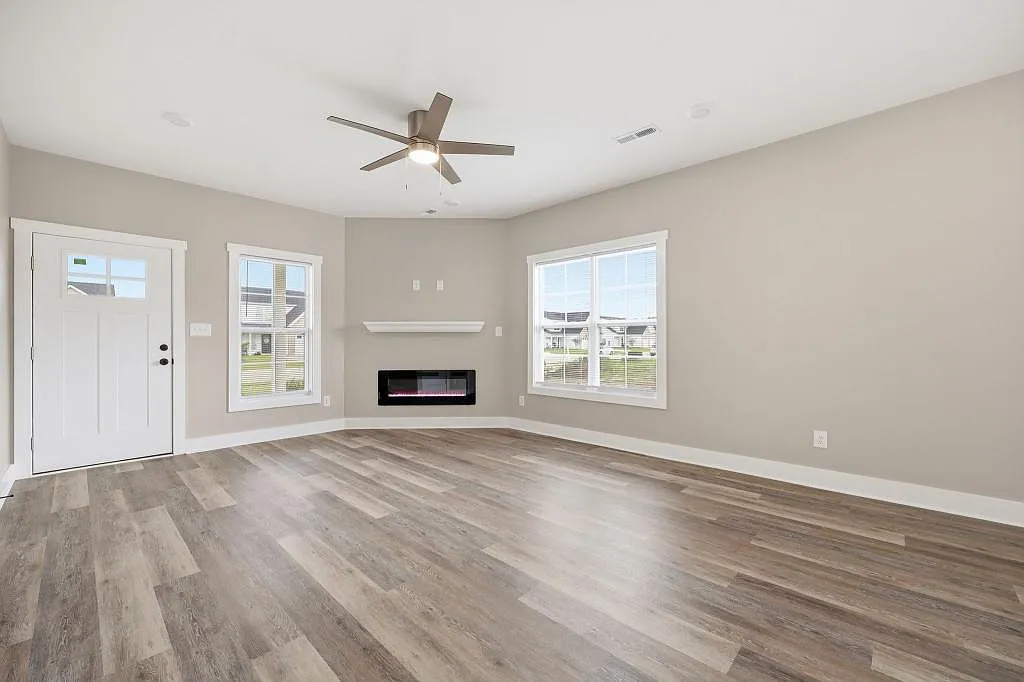 649-A Abigail Taylor Dr — Photo 3