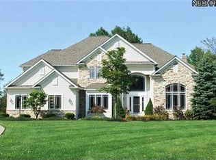 39345 Cortina Cir, Solon, OH 44139