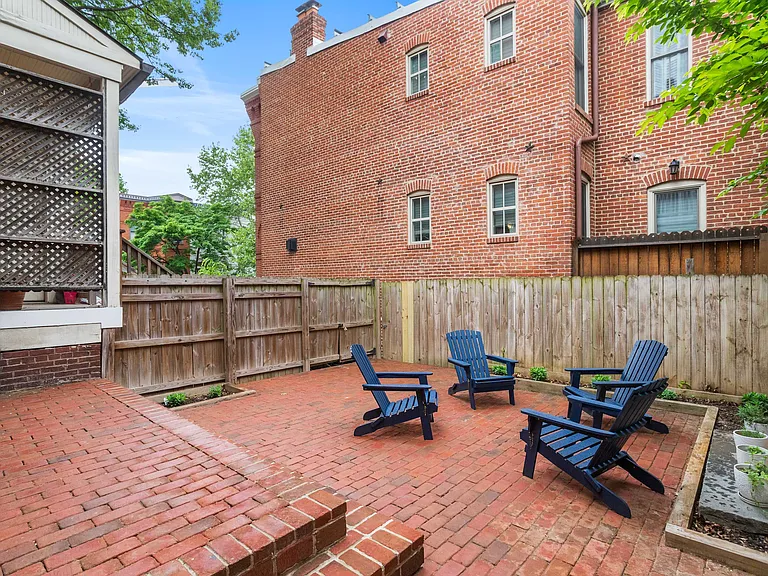 327 E Capitol St SE #2 — Photo 21