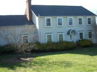 414 Meadowbrook Dr, King, NC 27021