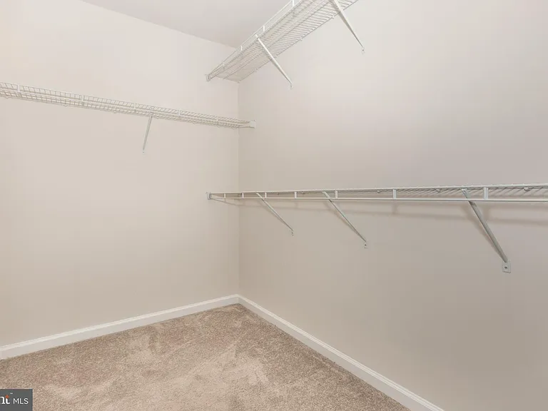 112 Sherman Way — Photo 32