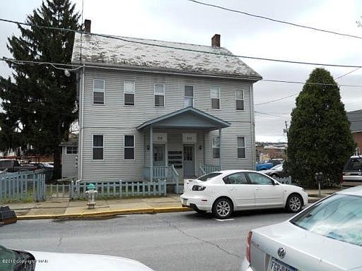 2nd image of 715 Monroe St APT 4
