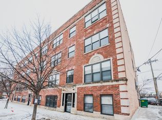 2046 W Hood Ave APT 1B, Chicago, IL 60659