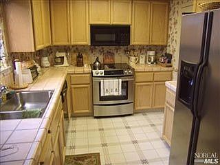 3rd image of 118 Valley Club Cir