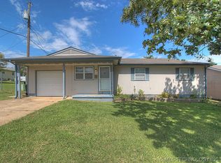 9 W 32nd St, Sand Springs, OK 74063