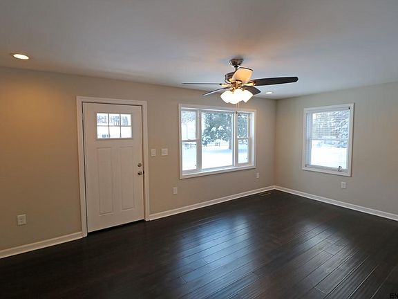 3rd image of 11 Ryan Ave