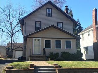 132 Roxbury Rd, Syracuse, NY 13206