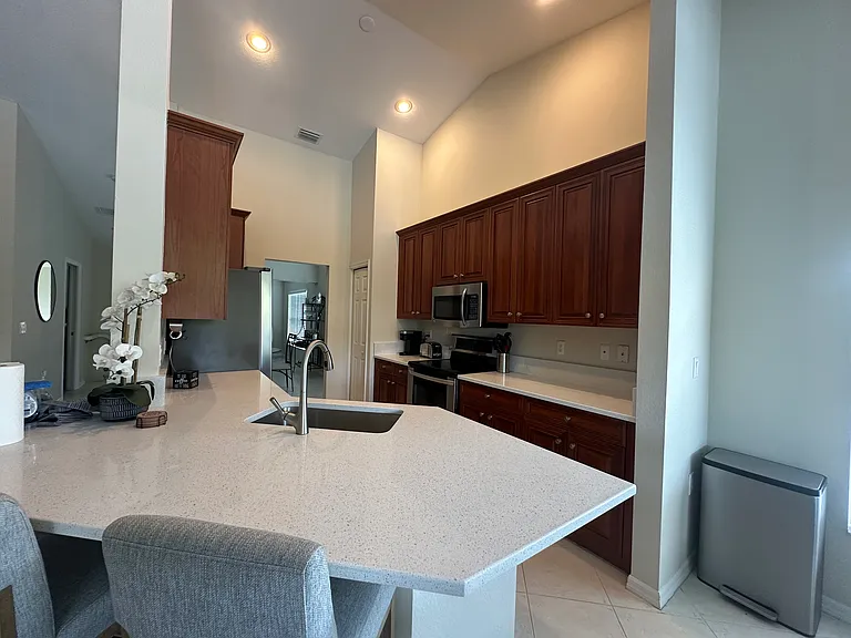 6345 Lexington Ct #201 — Photo 10