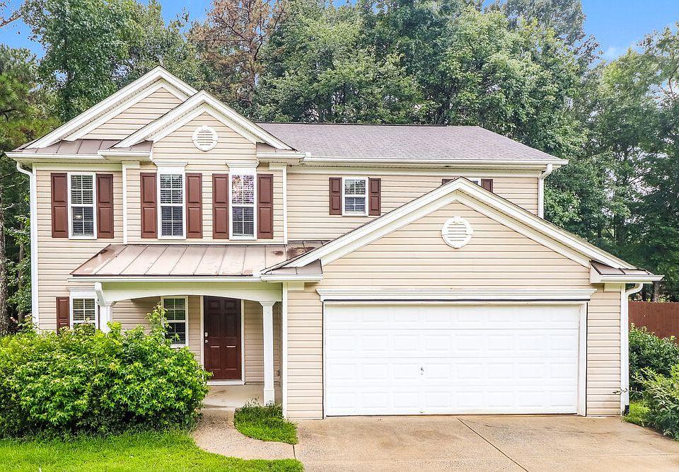 1st image of 130 Sugar Berry Pl