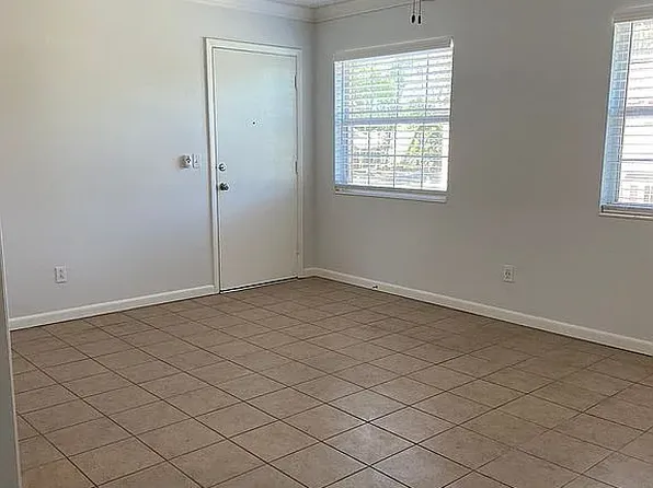 640 Robinhood Dr APT C, Maitland, FL 32751