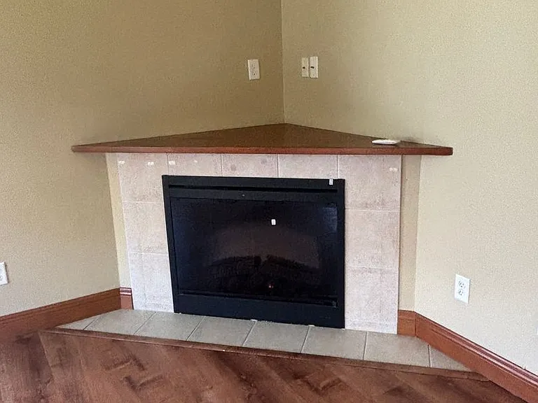 4701 Deerfield Dr — Photo 6