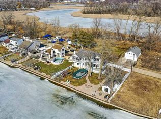 41868 N Venn Rd, Antioch, IL 60002