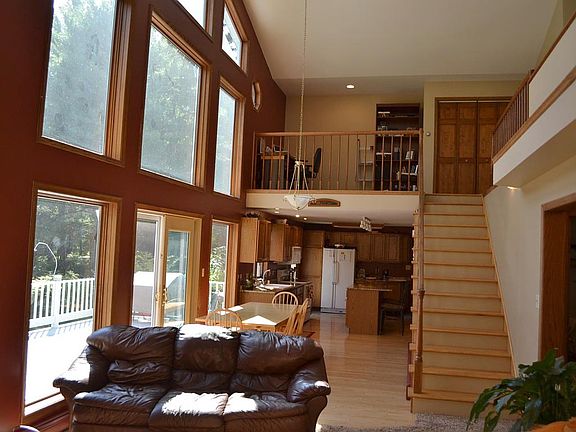 Living Area to Loft