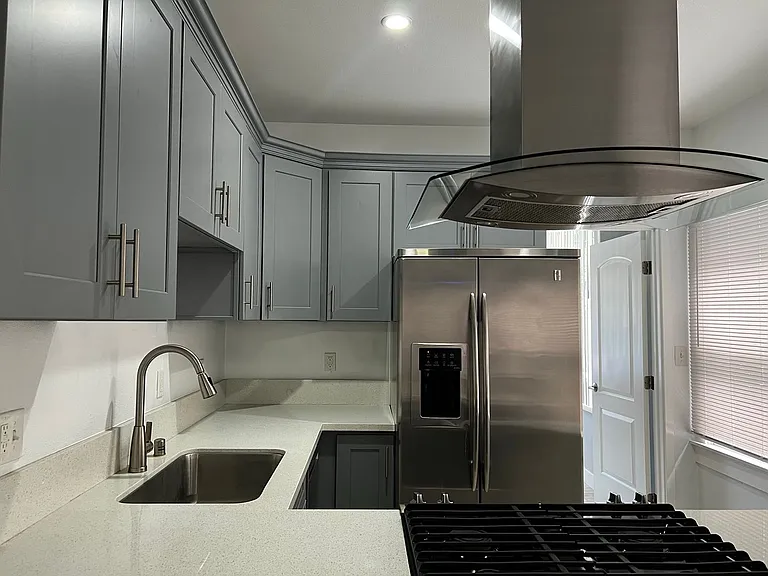 338 Cedar Ave — Photo 3