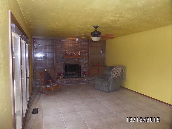 2nd Living looks onto pool