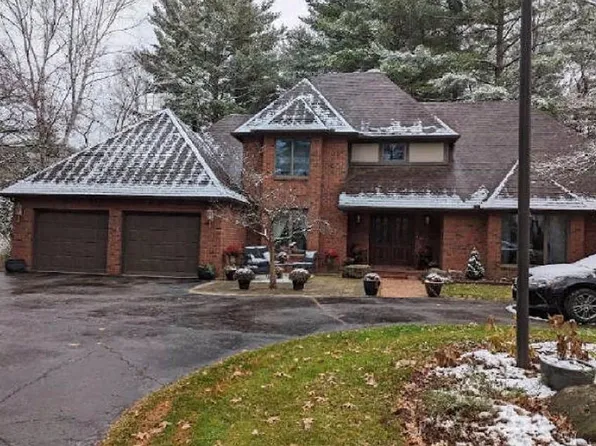 100 N Latson Rd, Howell, MI 48843