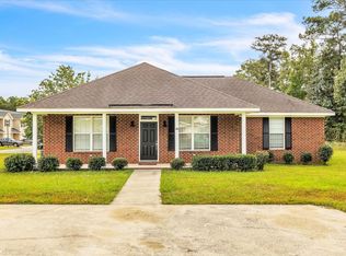 141 Ivey St, Richmond Hill, GA 31324