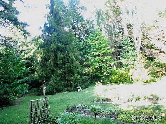 3rd image of 436 N Harper Dr