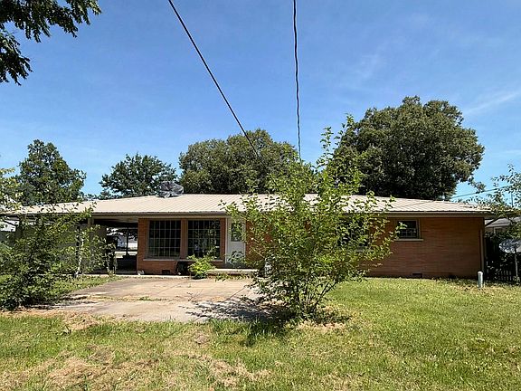 3rd image of 1222 E 2nd St