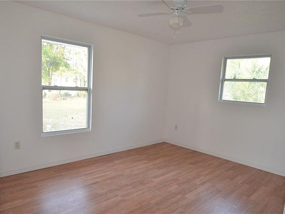 4th image of 1446 NW Magnolia Ter
